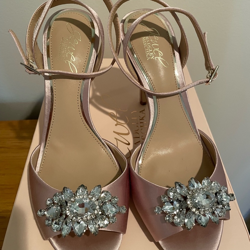 Jewel Bartley mischka beautiful heels.
